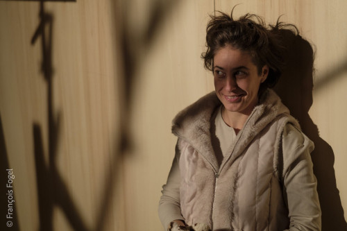 Lucile Oza dans l'Inouïe de Moune, Le NEST, CDN transfrontalier de Thionville 2024