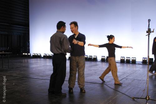 Peter Sellars, durant les répétitions de The children of Heracles. MC 93 Bobigny 2002